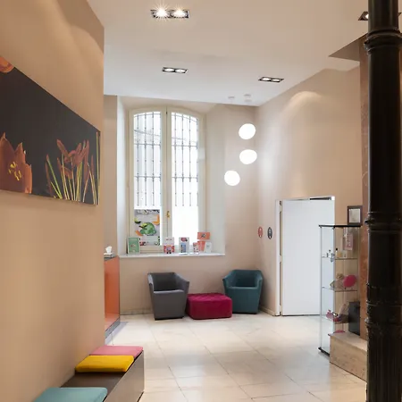 מלון Petit Palace Plaza 4*