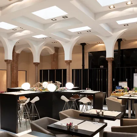 Petit Palace Plaza Hotel Málaga